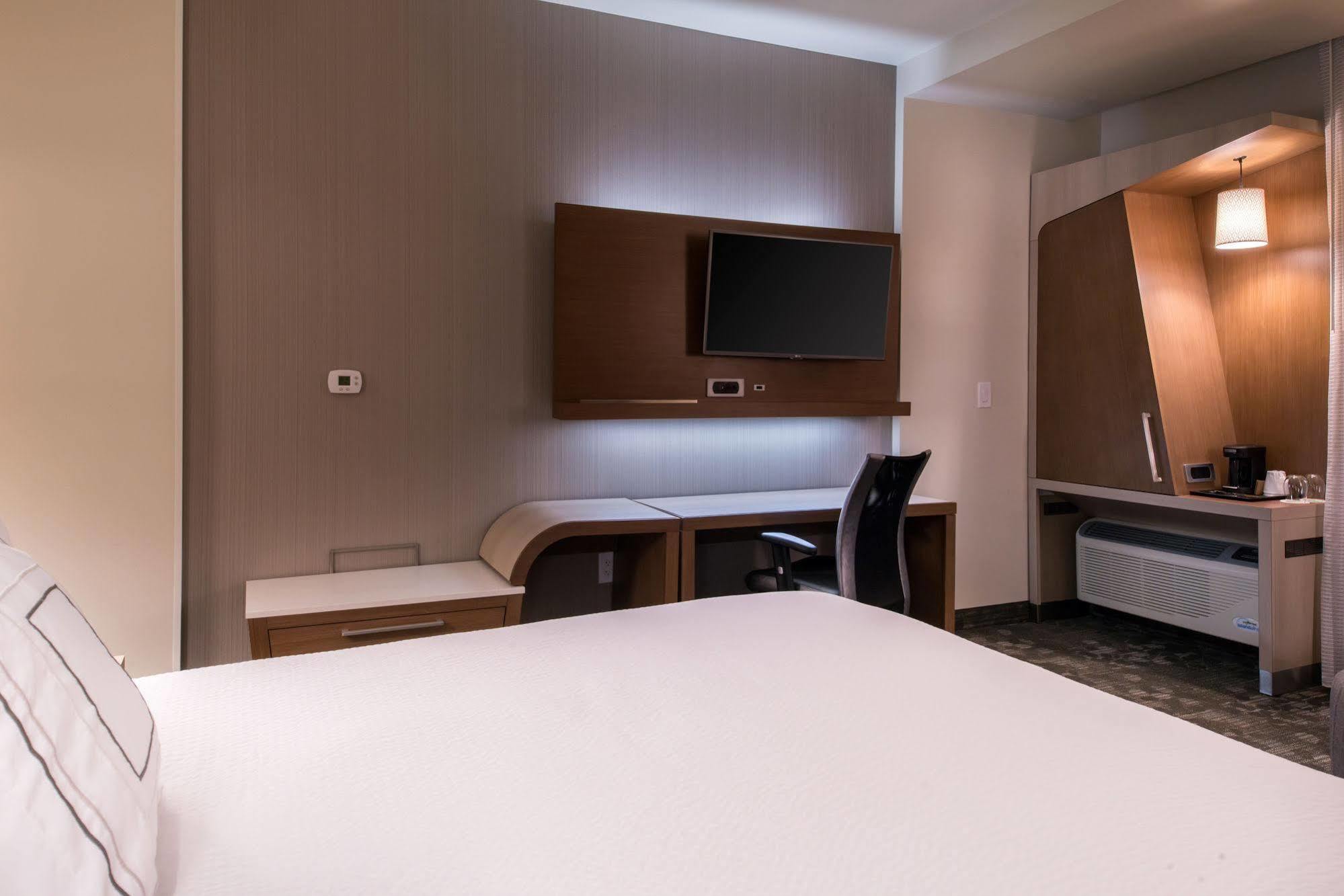 Courtyard By Marriott Hot Springs Hotel Exterior foto