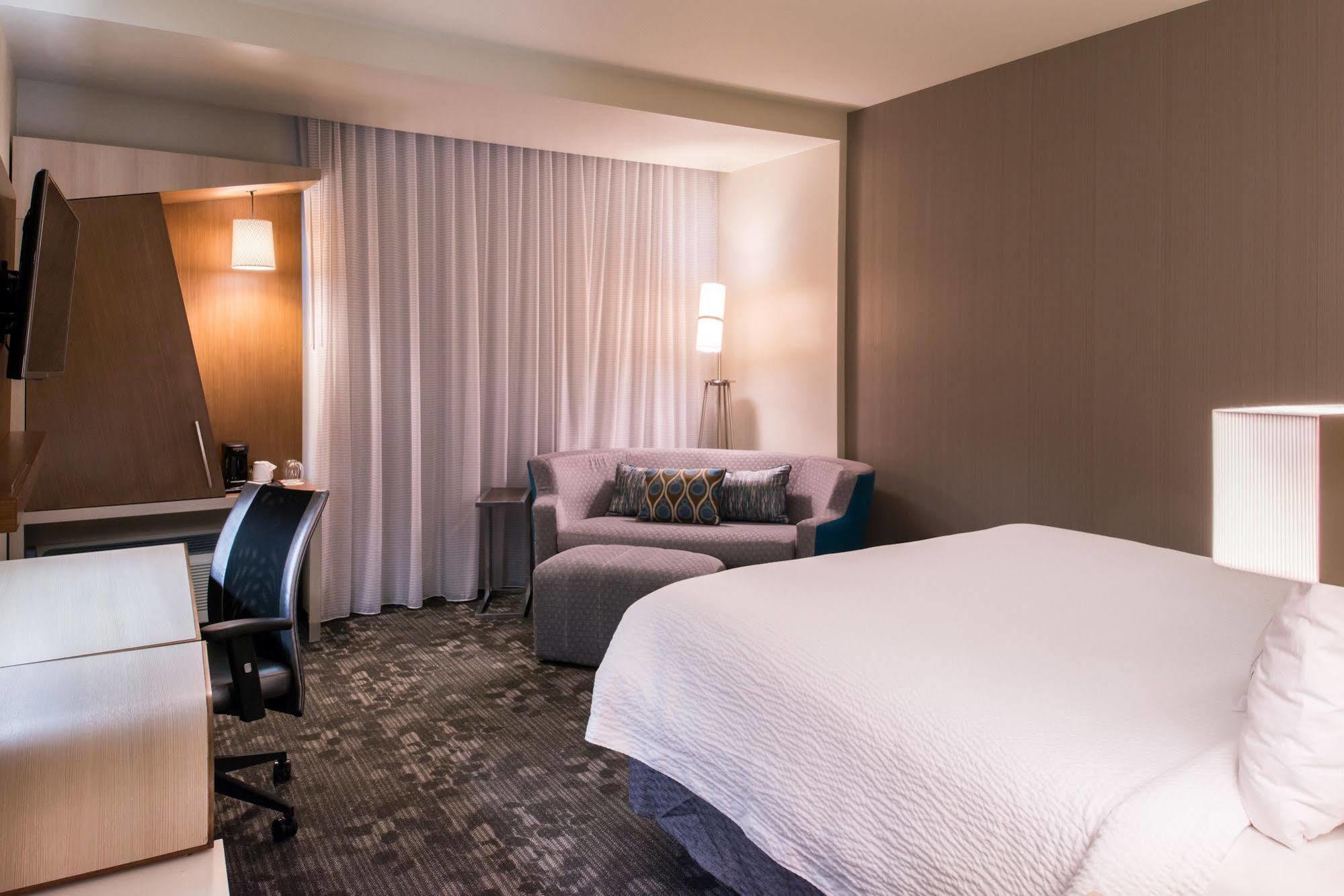 Courtyard By Marriott Hot Springs Hotel Exterior foto